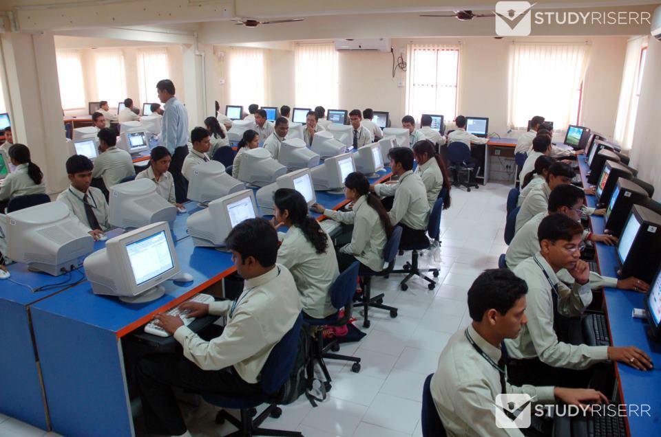 Pailan College of Management and Technology [PCMT], Kolkata : Admission ...